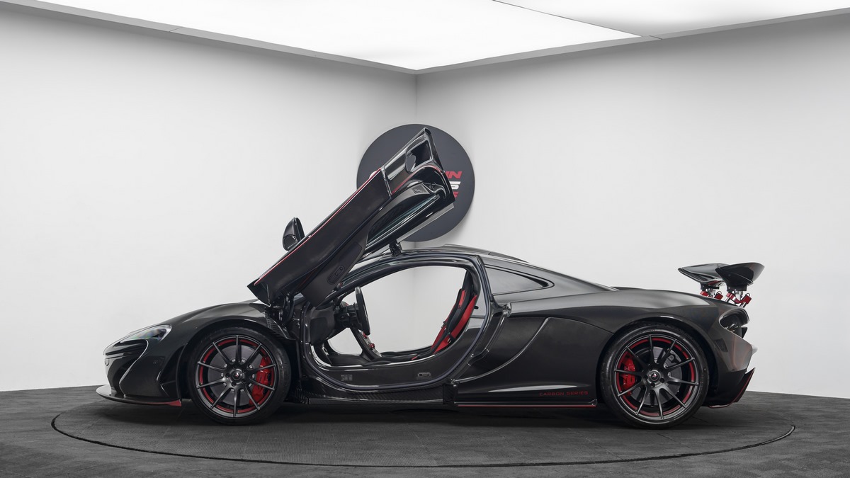2015 McLaren P1 Carbon Series, 3/26