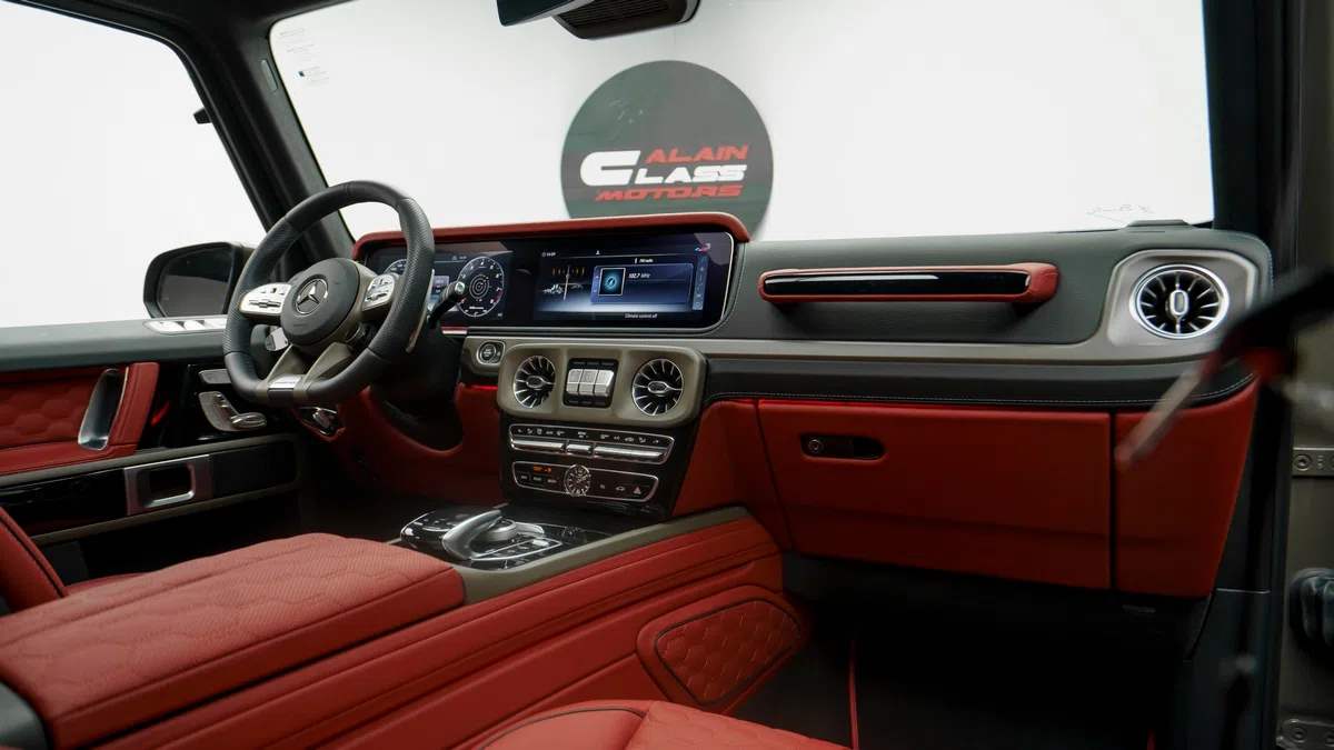 2022 BRABUS G 800 interior