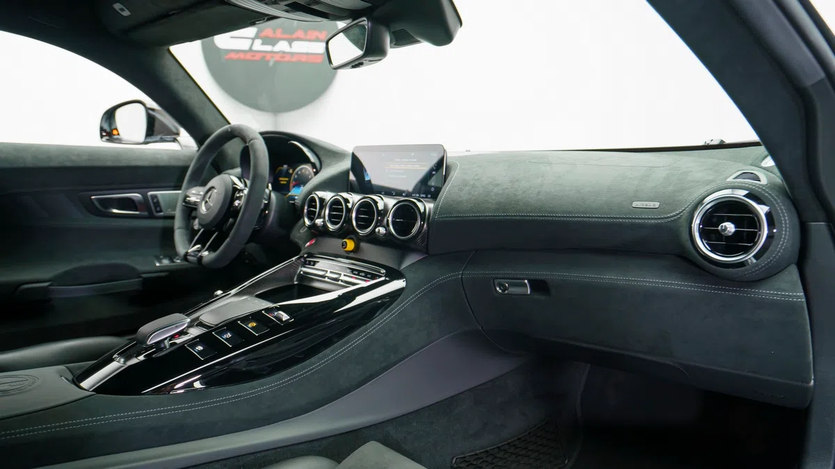 2021 Mercedes-Benz AMG GT Black Series interior, dashboard