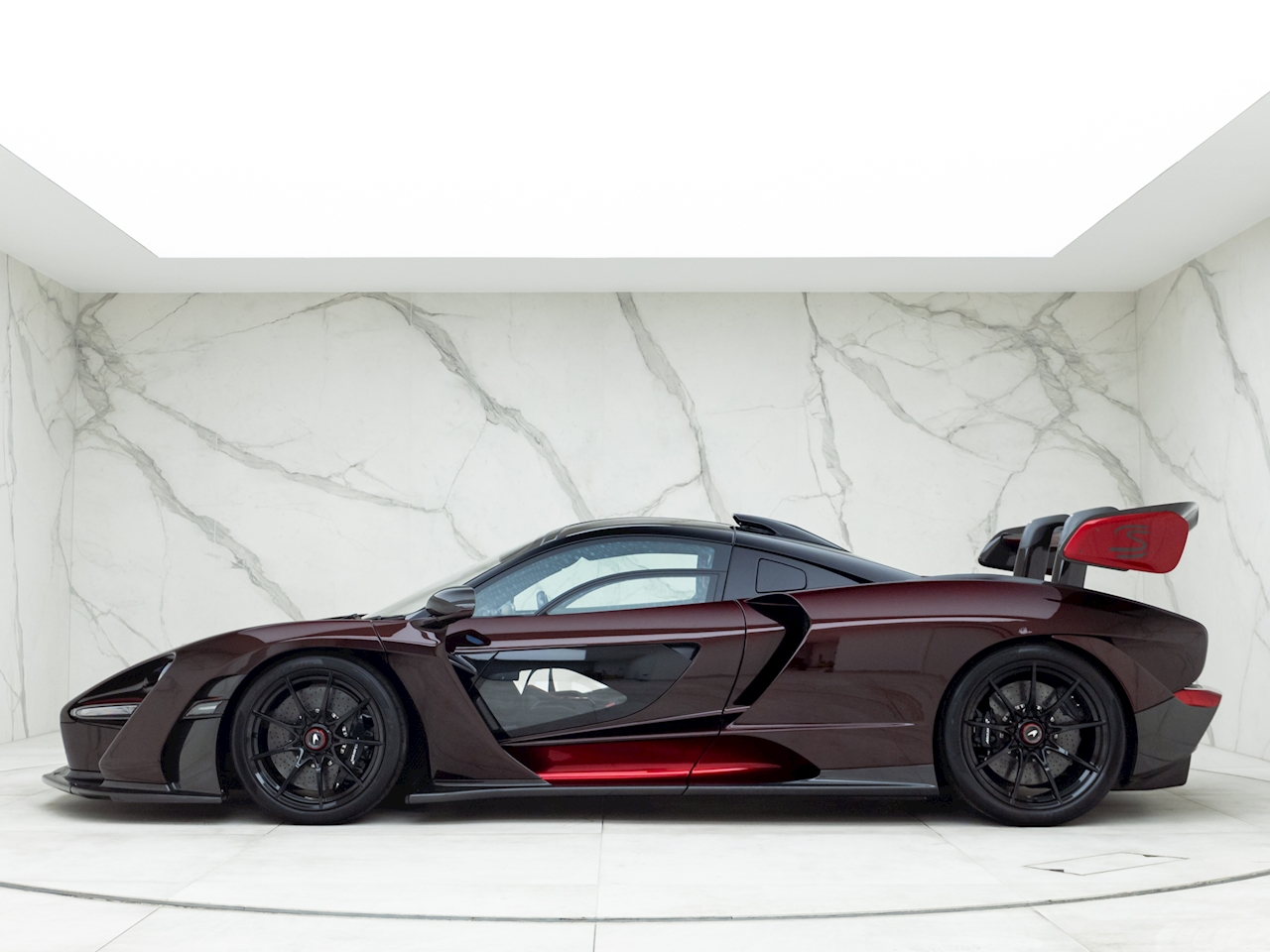 2019 McLaren Senna, 2/20