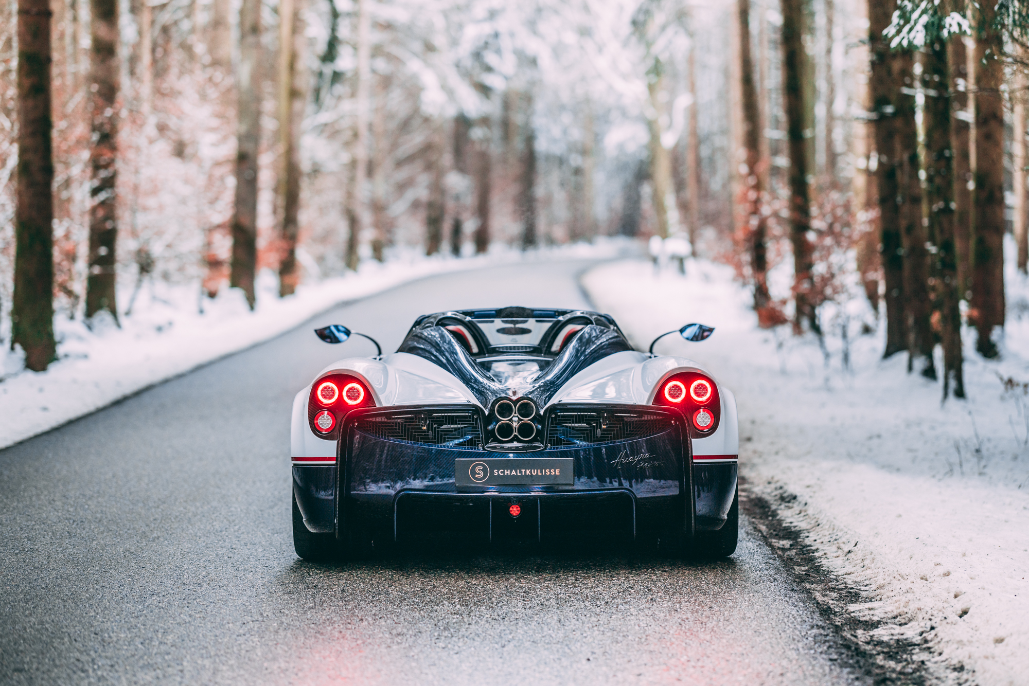 2020 Pagani Huayra Roadster, 2/4