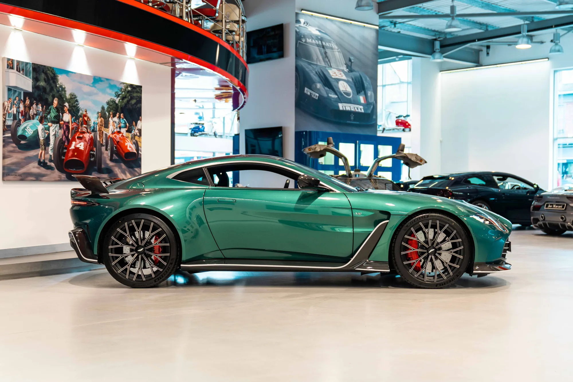 2022 ASTON MARTIN V12 VANTAGE, 4/17