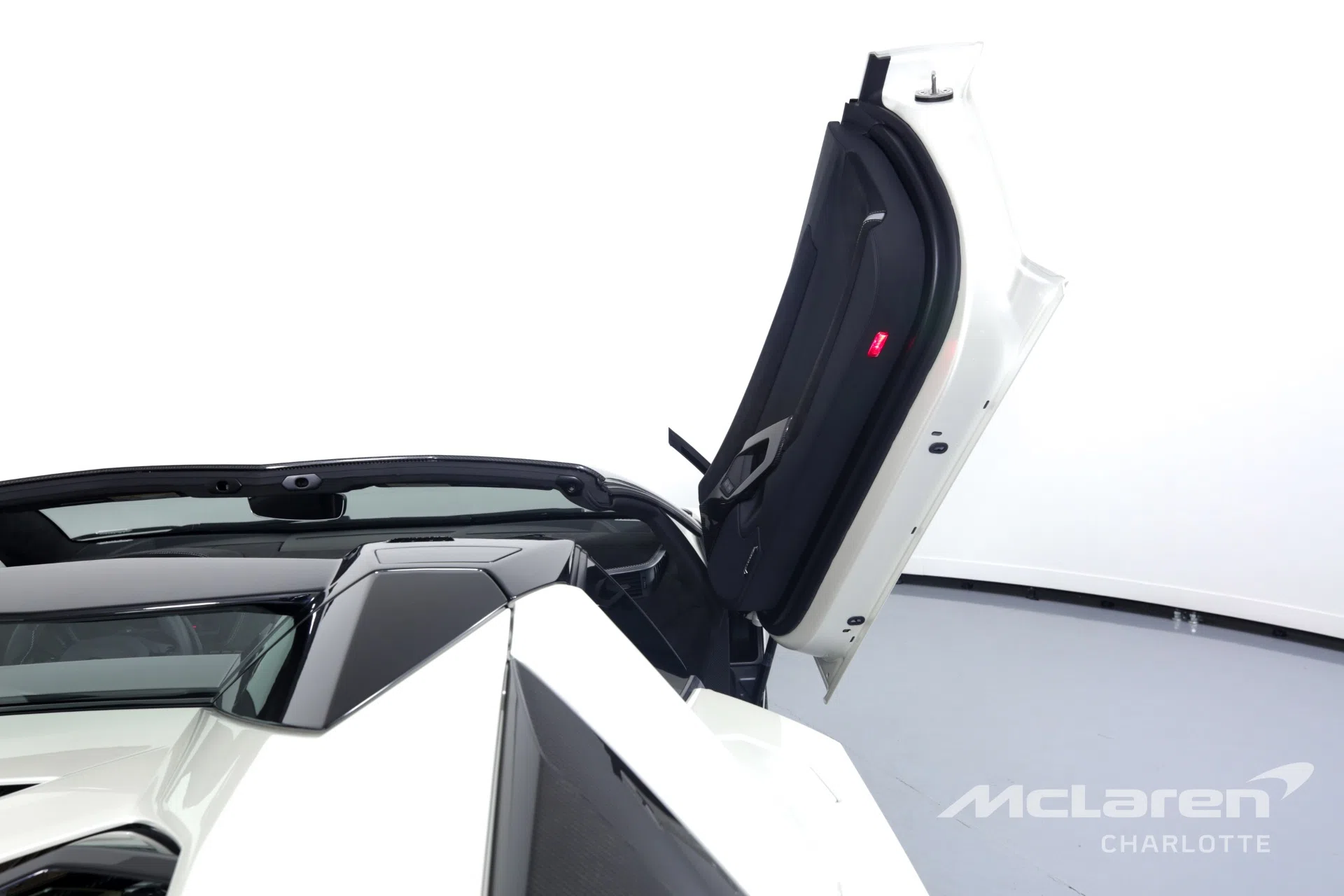 2022 LAMBORGHINI Aventador LP 780-4 Ultimae Roadster for sale, exterior, Balloon White Pearl