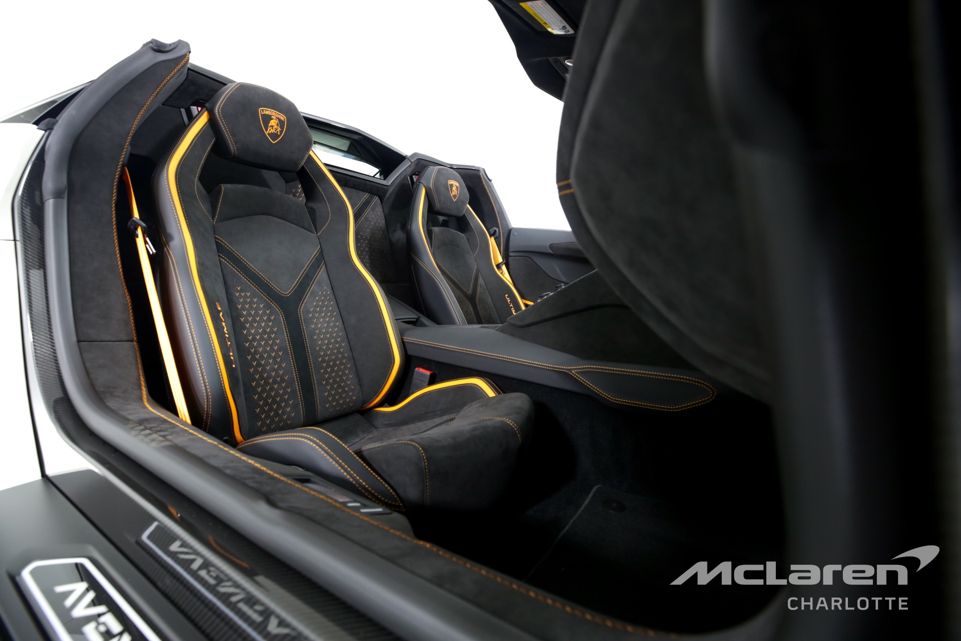 2022 Lamborghini Aventador LP 780-4 Ultimae Roadster, 19/20