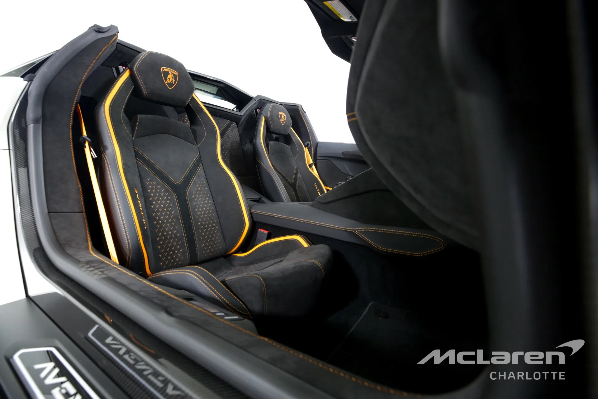 2022 Lamborghini Aventador LP 780-4 Ultimae Roadster interior, seats, Nero ADE/Arancio Leonis