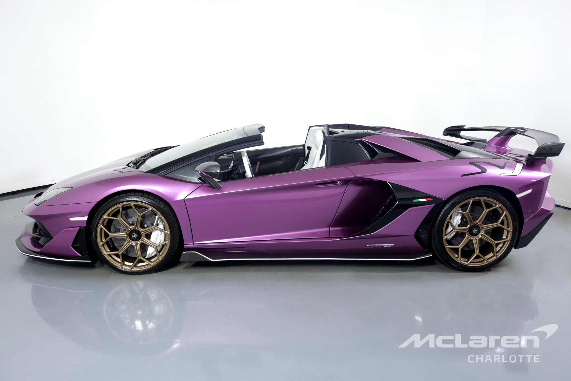 2020 Lamborghini Aventador SVJ Roadster, 6/20