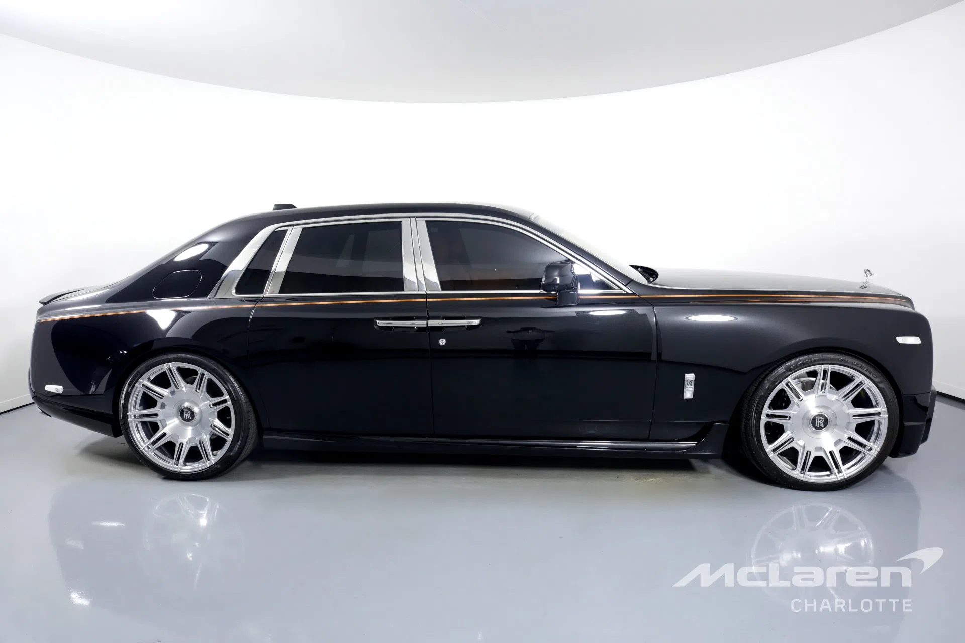 2021 Rolls-Royce Phantom for sale, exterior, Black Diamond