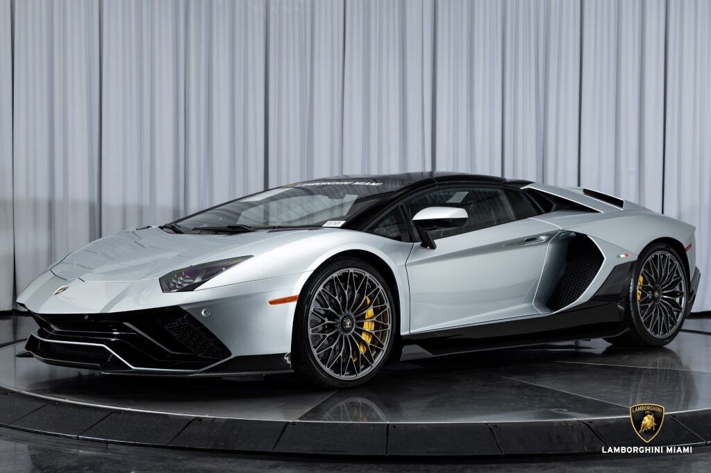 2022 Lamborghini Aventador Ultimae Roadster, 7/20