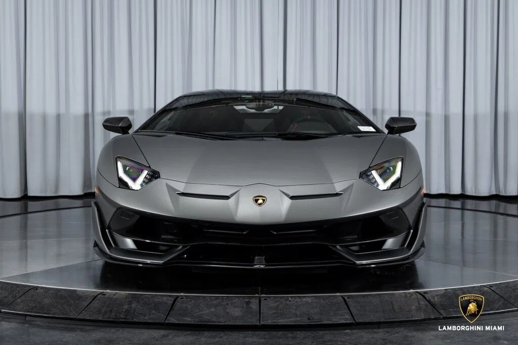 2021 Lamborghini Aventador SVJ