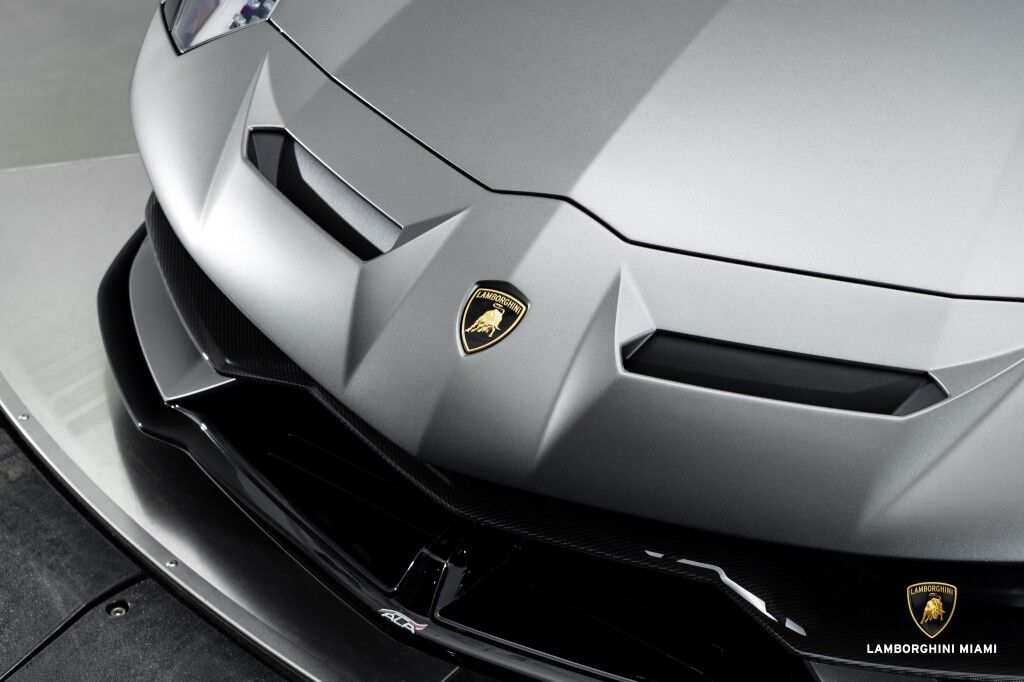 2021 Lamborghini Aventador SVJ, 7/25