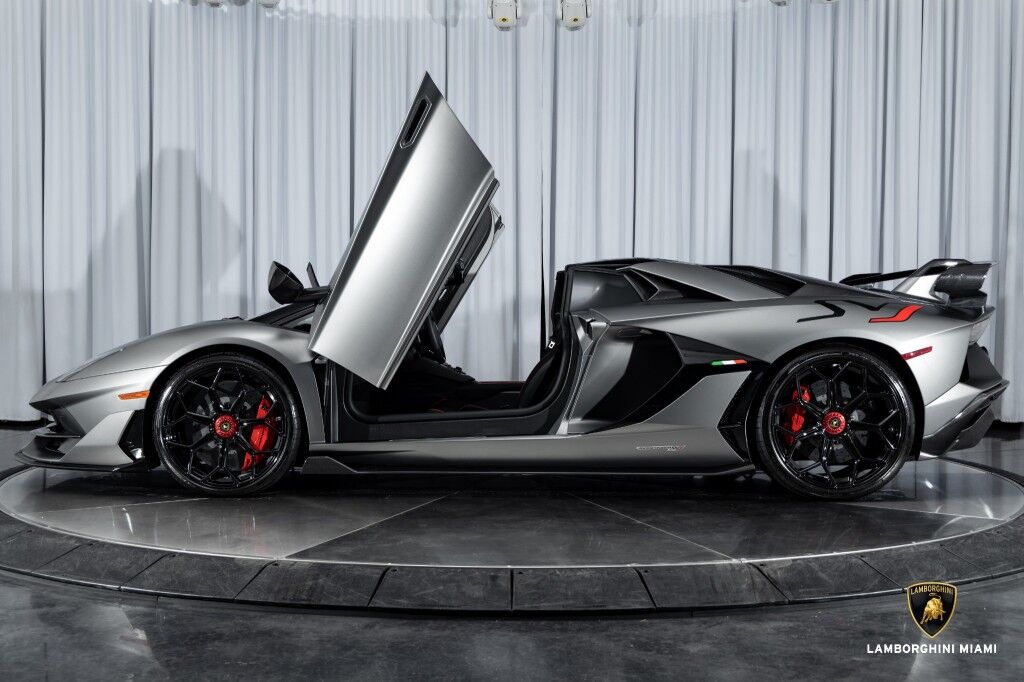 2021 Lamborghini Aventador SVJ, 11/25
