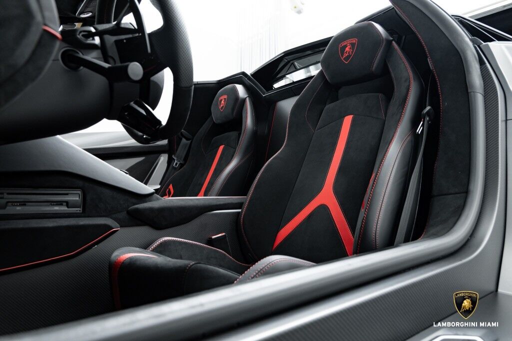 2021 Lamborghini Aventador SVJ, 20/25