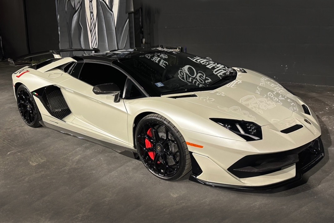 2021 Lamborghini Aventador SVJ Roadster
