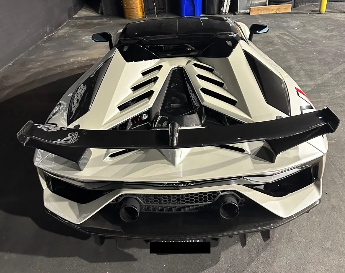 2021 Lamborghini Aventador SVJ Roadster for sale, exterior, Balloon White Pearl