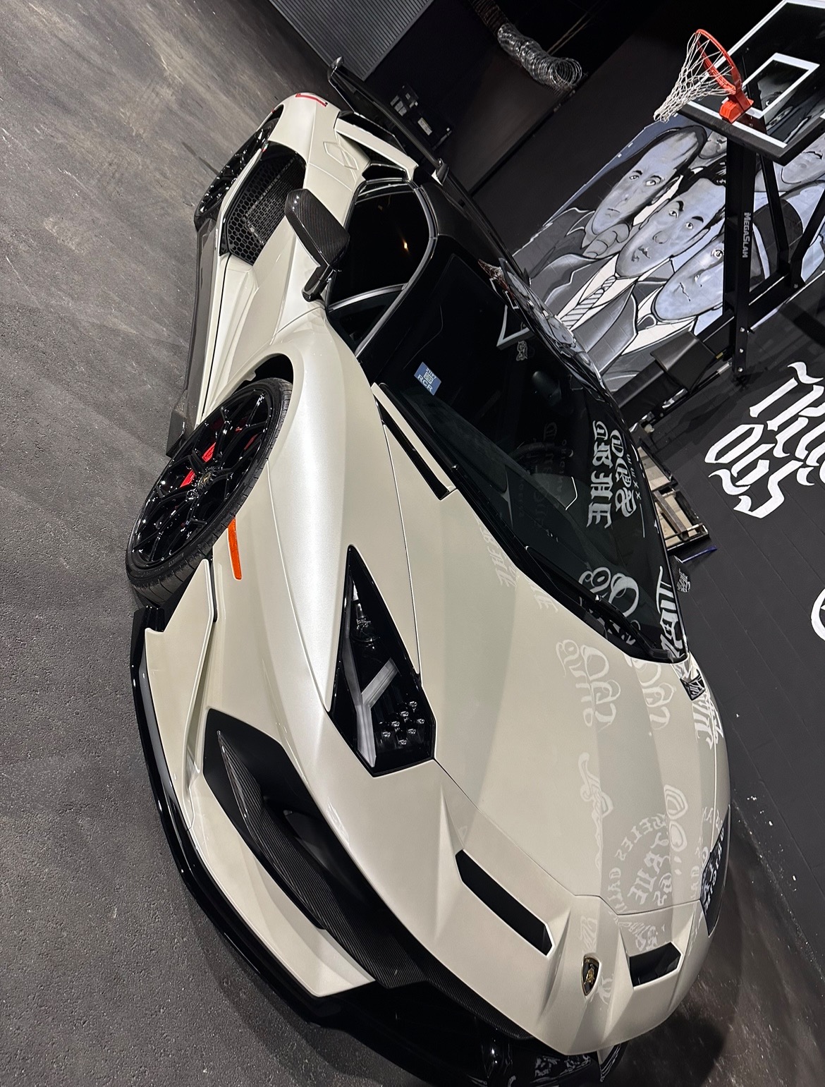 2021 Lamborghini Aventador SVJ Roadster, 12/16