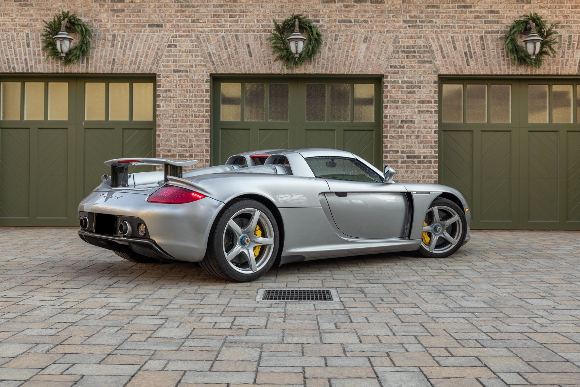 2005 Porsche Carrera GT, 9/19