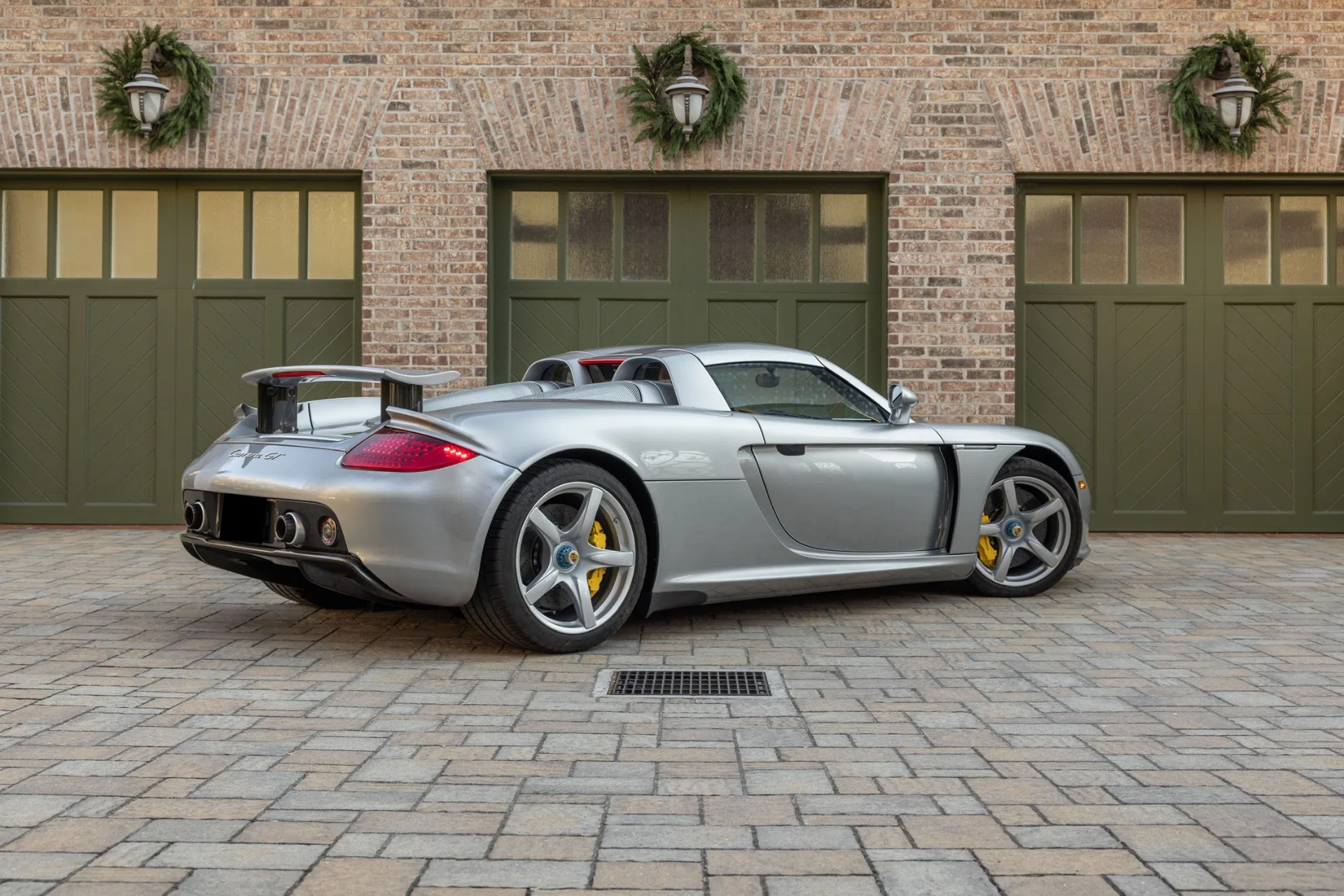 2005 Porsche Carrera GT for sale, exterior, GT Silver Metallic