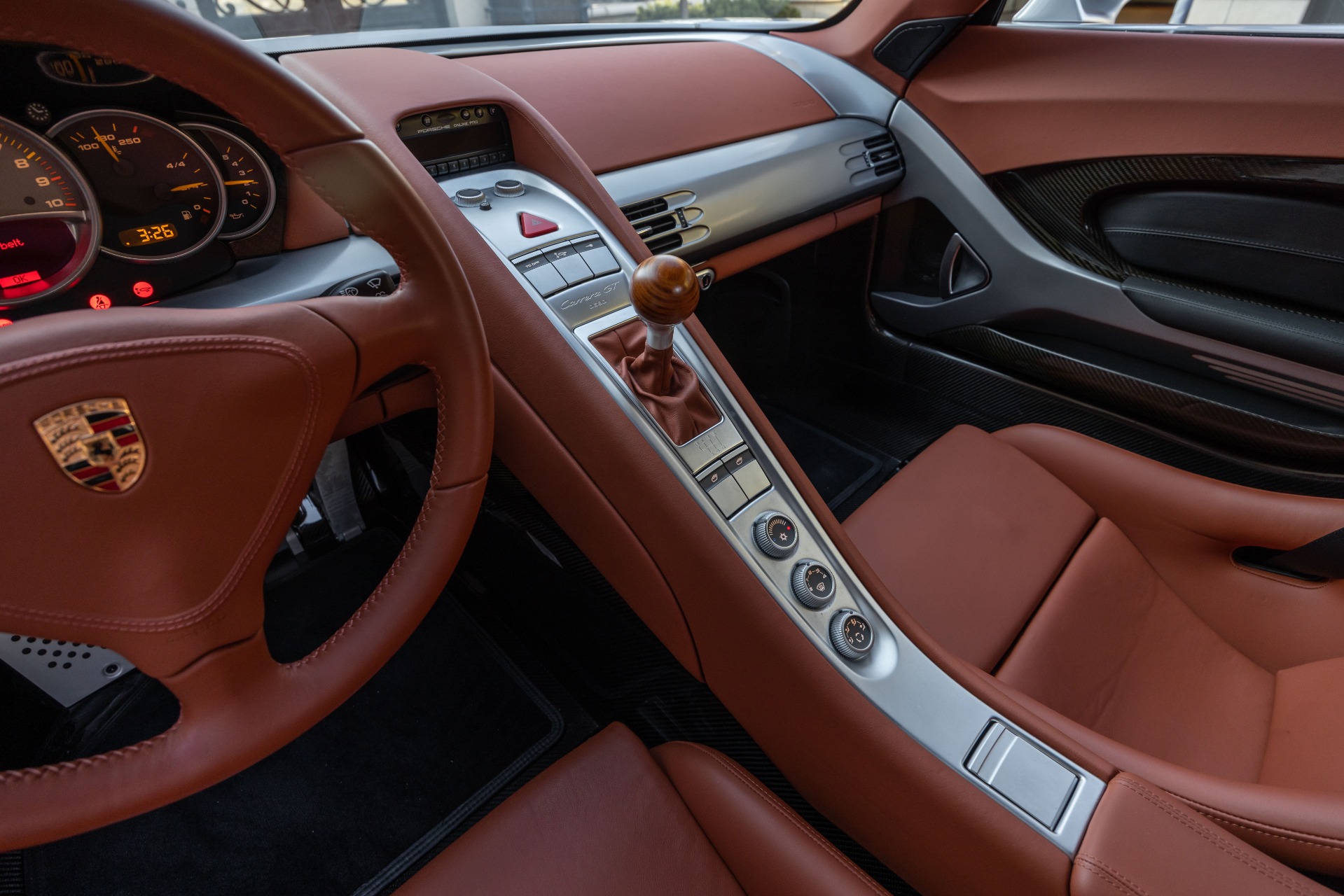 2005 Porsche Carrera GT, 17/19