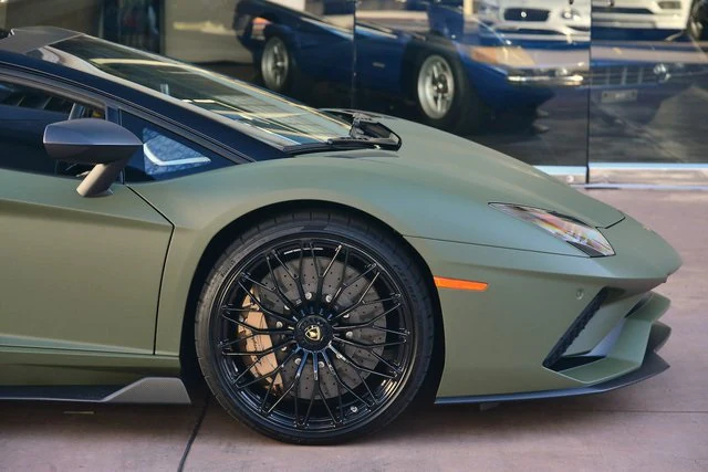 2022 Lamborghini Aventador Ultimae Roadster, 14/20