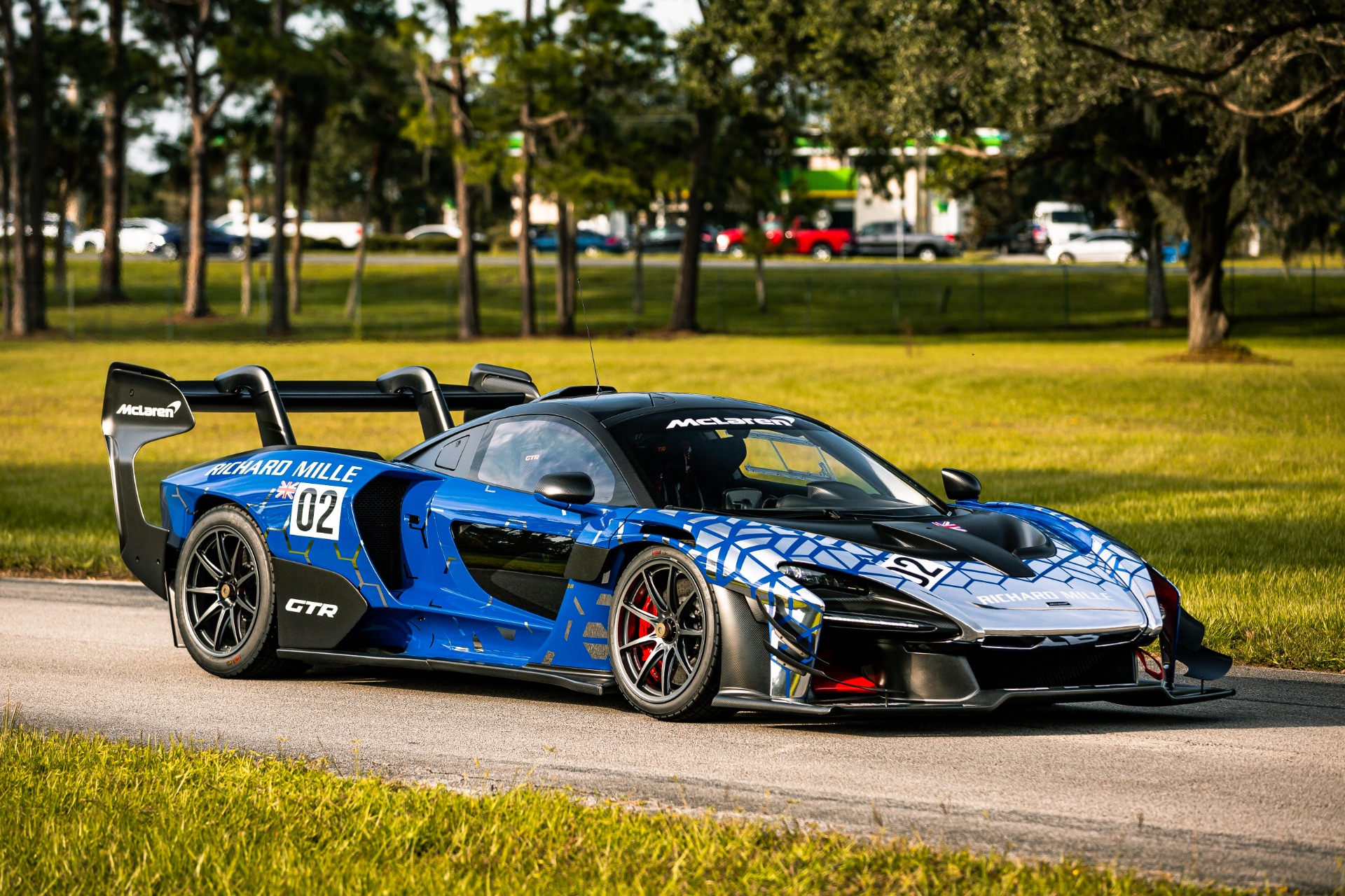 2020 McLaren Senna GTR, 8/13