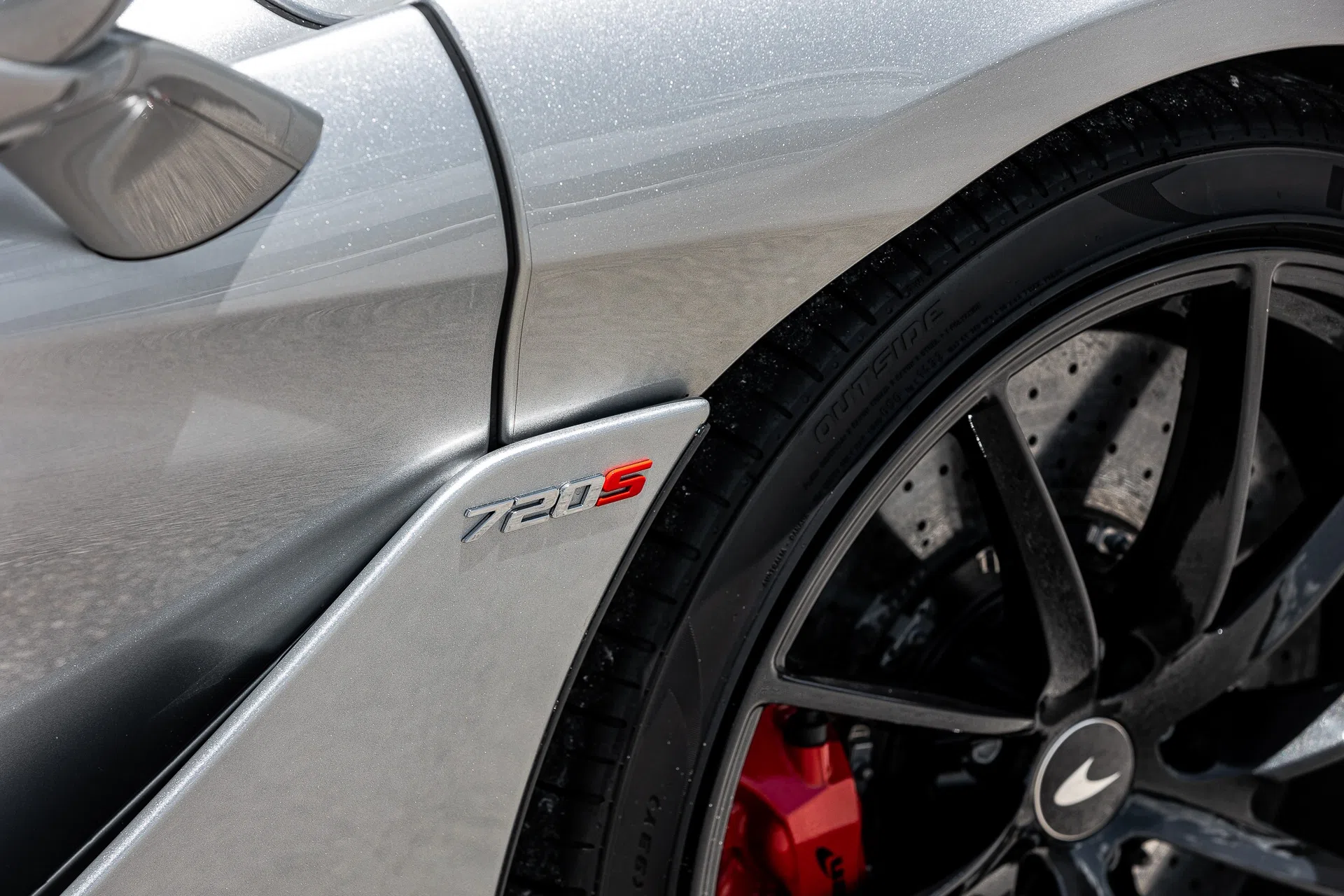 2020 McLaren 720S Spider Luxury wheel