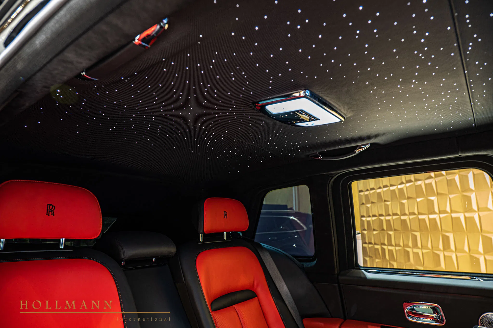 2022 Rolls-Royce Cullinan Black Badge Armoured +350mm VR6 interior, seats, Mugello Red with Black