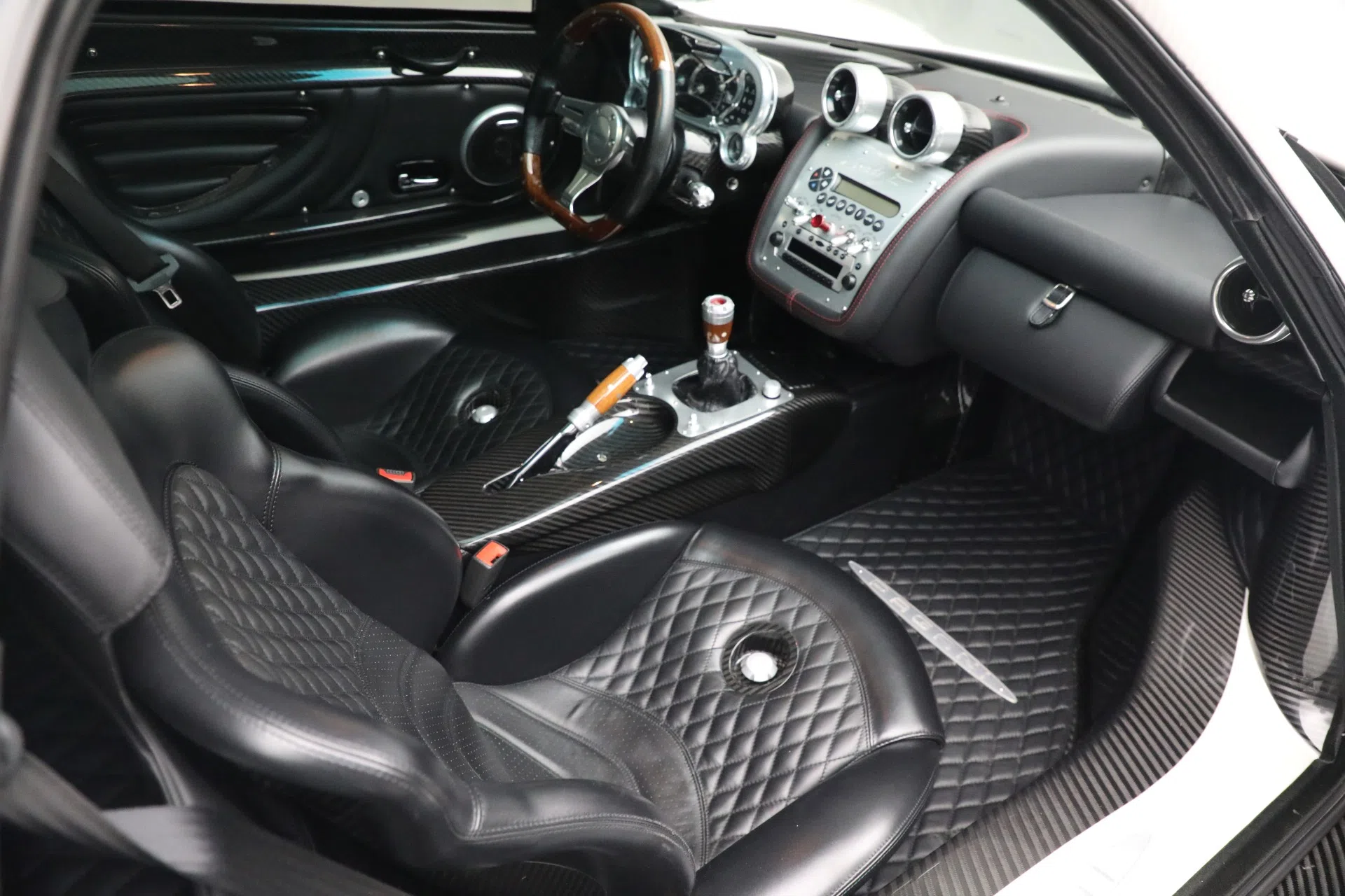 2007 Pagani Zonda F interior, Black