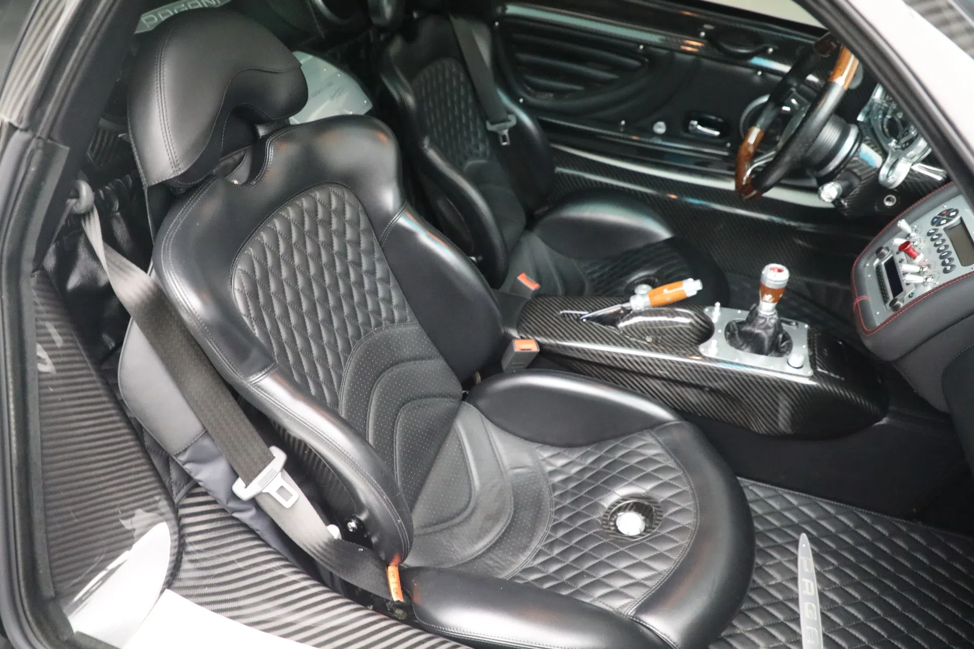 2007 Pagani Zonda F interior, seats, Black