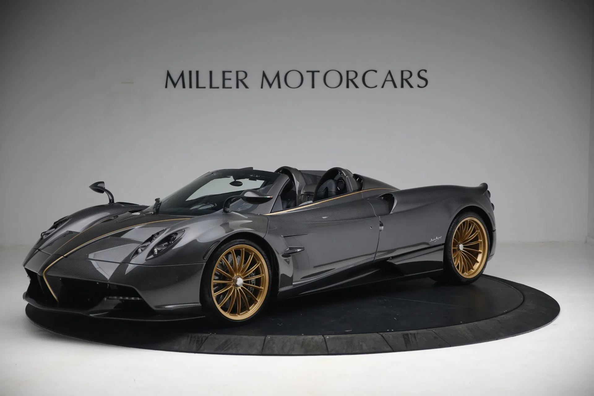 2017 Pagani Huayra Roadster for sale, exterior, Bianco Gonzaga