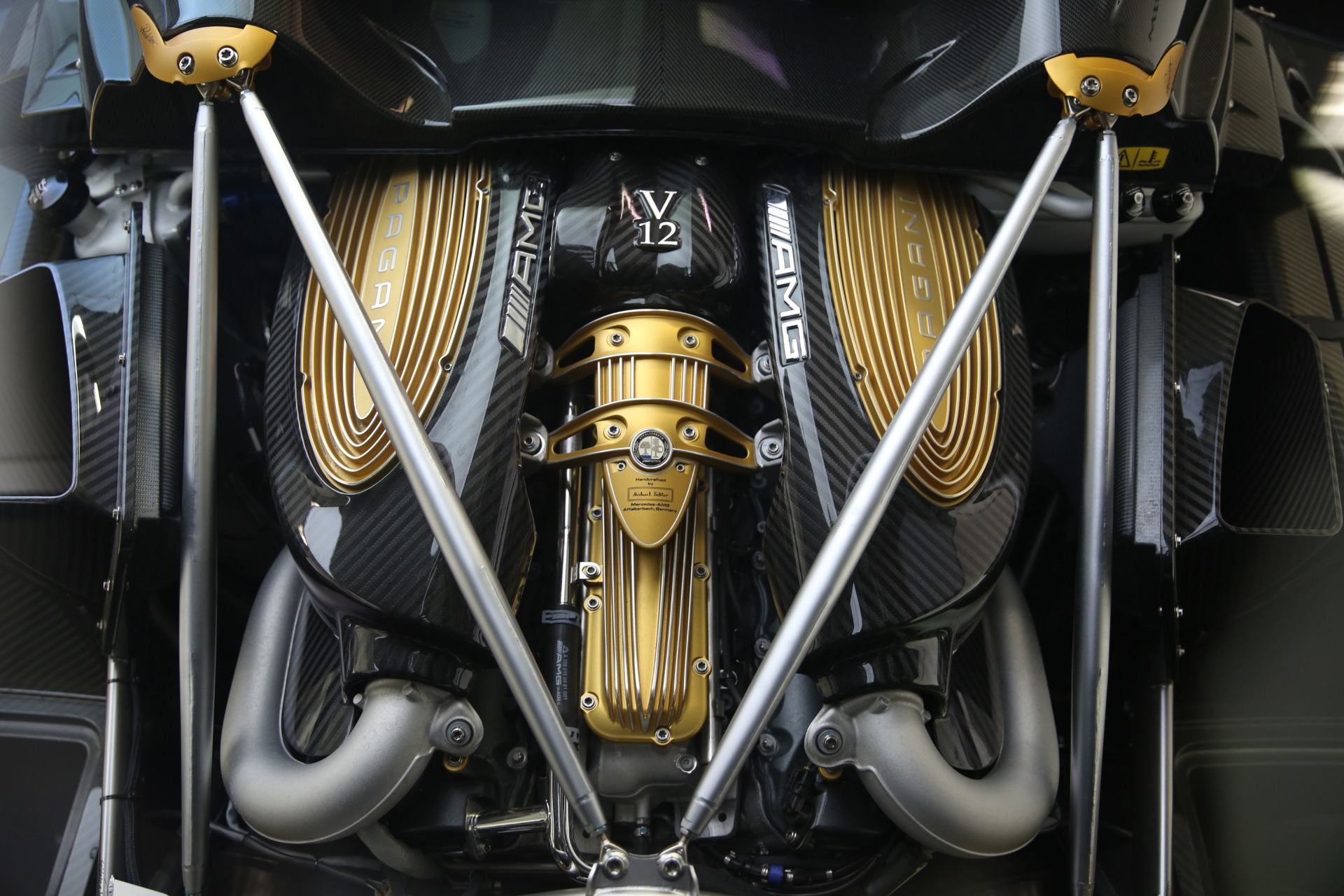 2017 Pagani Huayra Roadster, 14/19