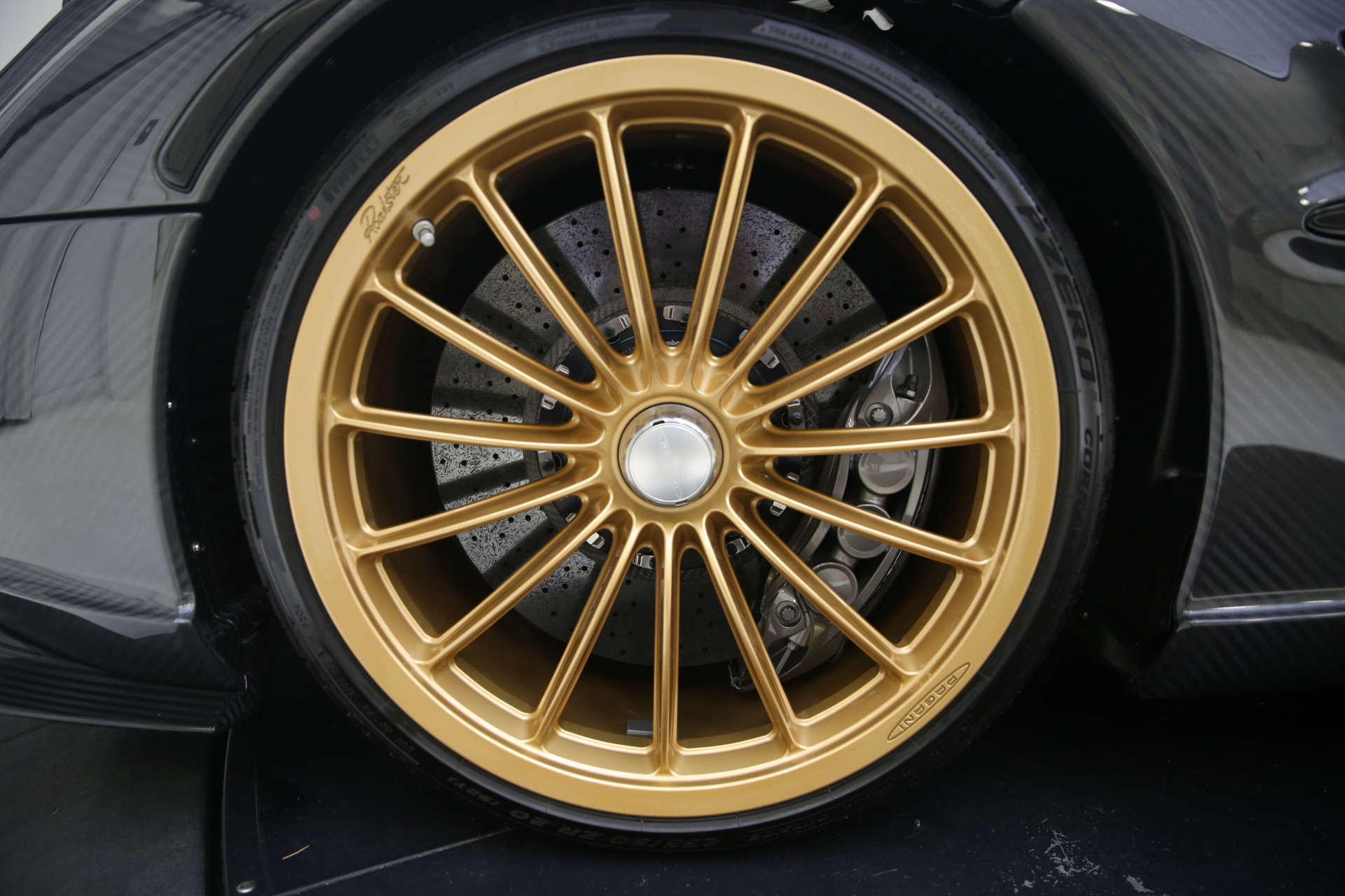 2017 Pagani Huayra Roadster, 19/19