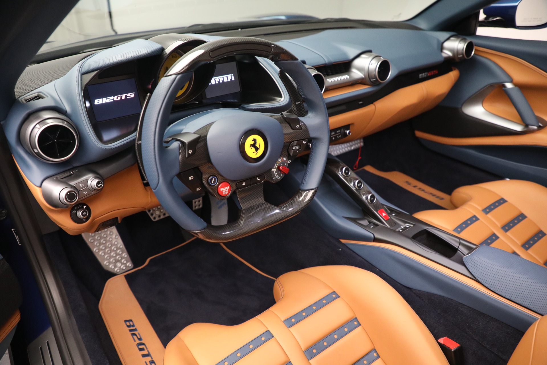 2022 Ferrari 812 GTS, 12/17