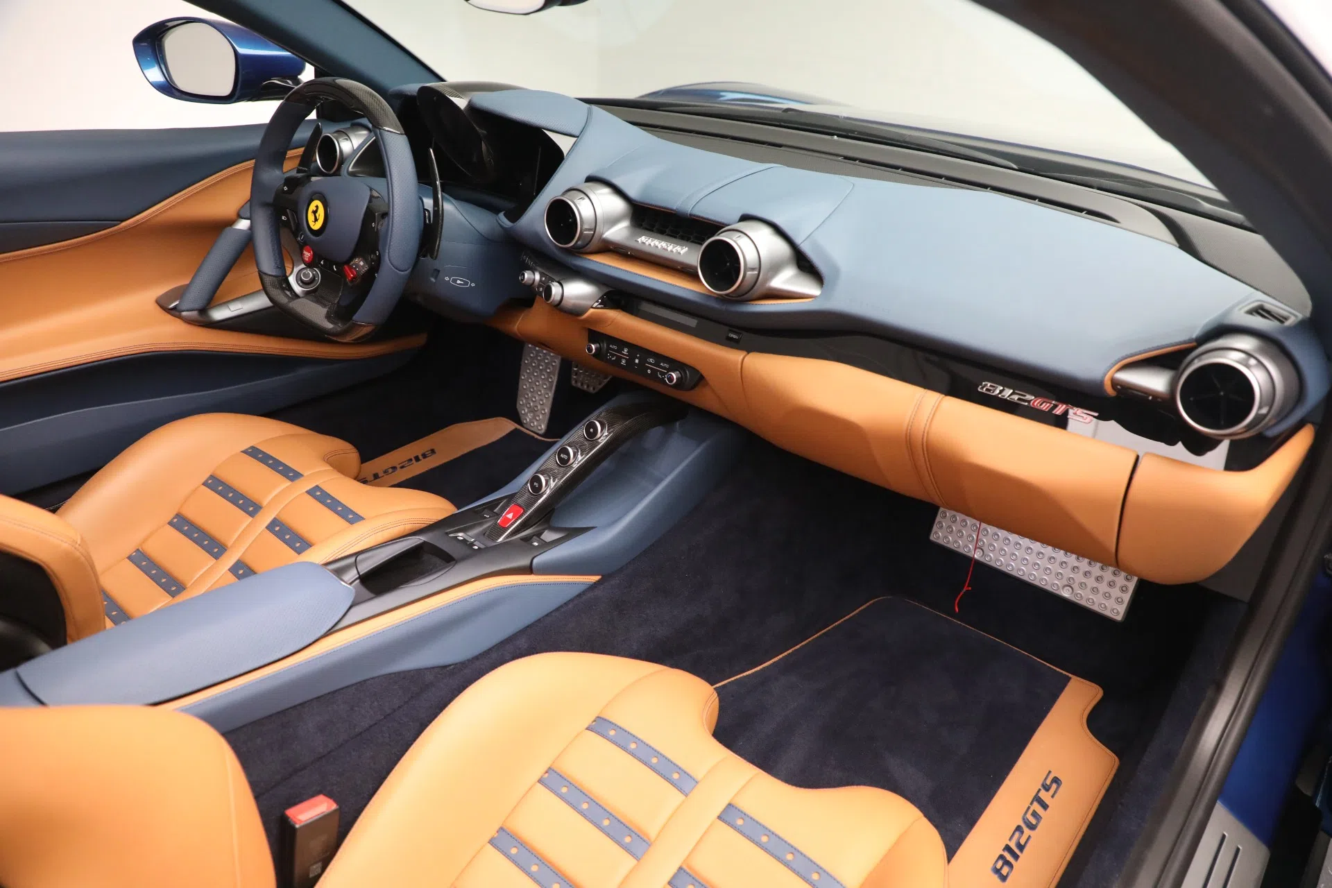 2022 Ferrari 812 GTS interior, Cuoio, Leather