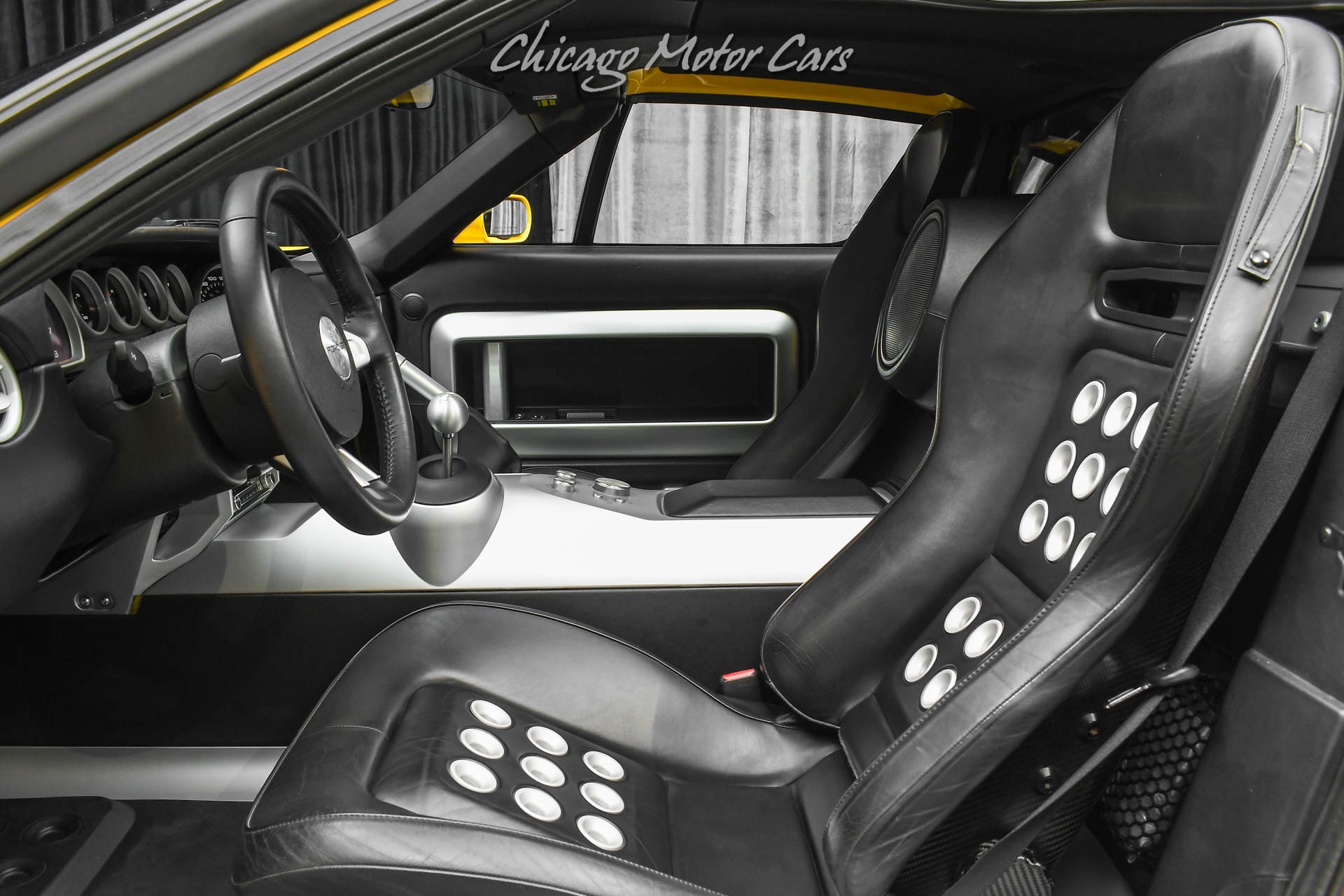 2005 FORD GT, 17/19