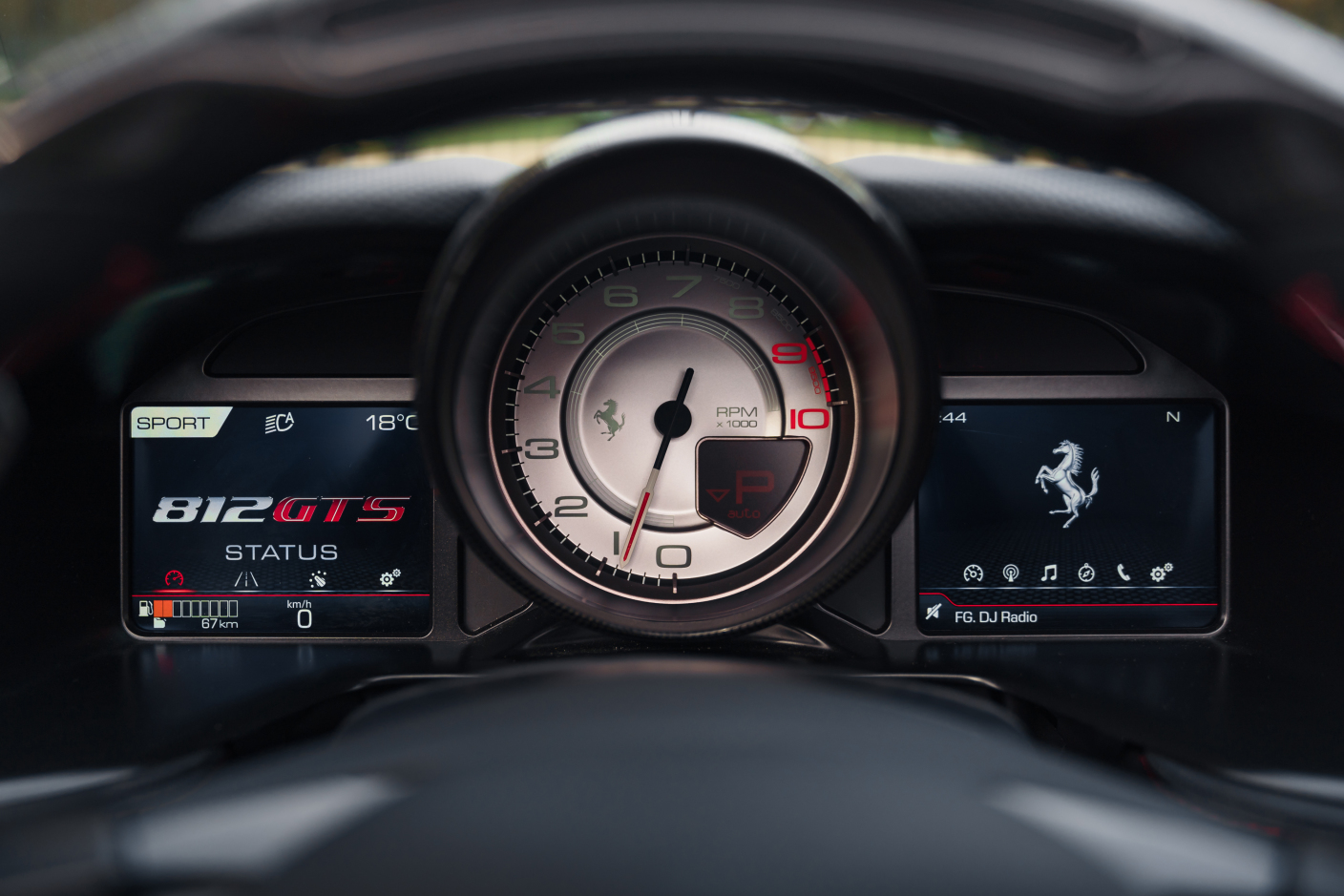 2020 FERRARI 812 GTS, 18/19