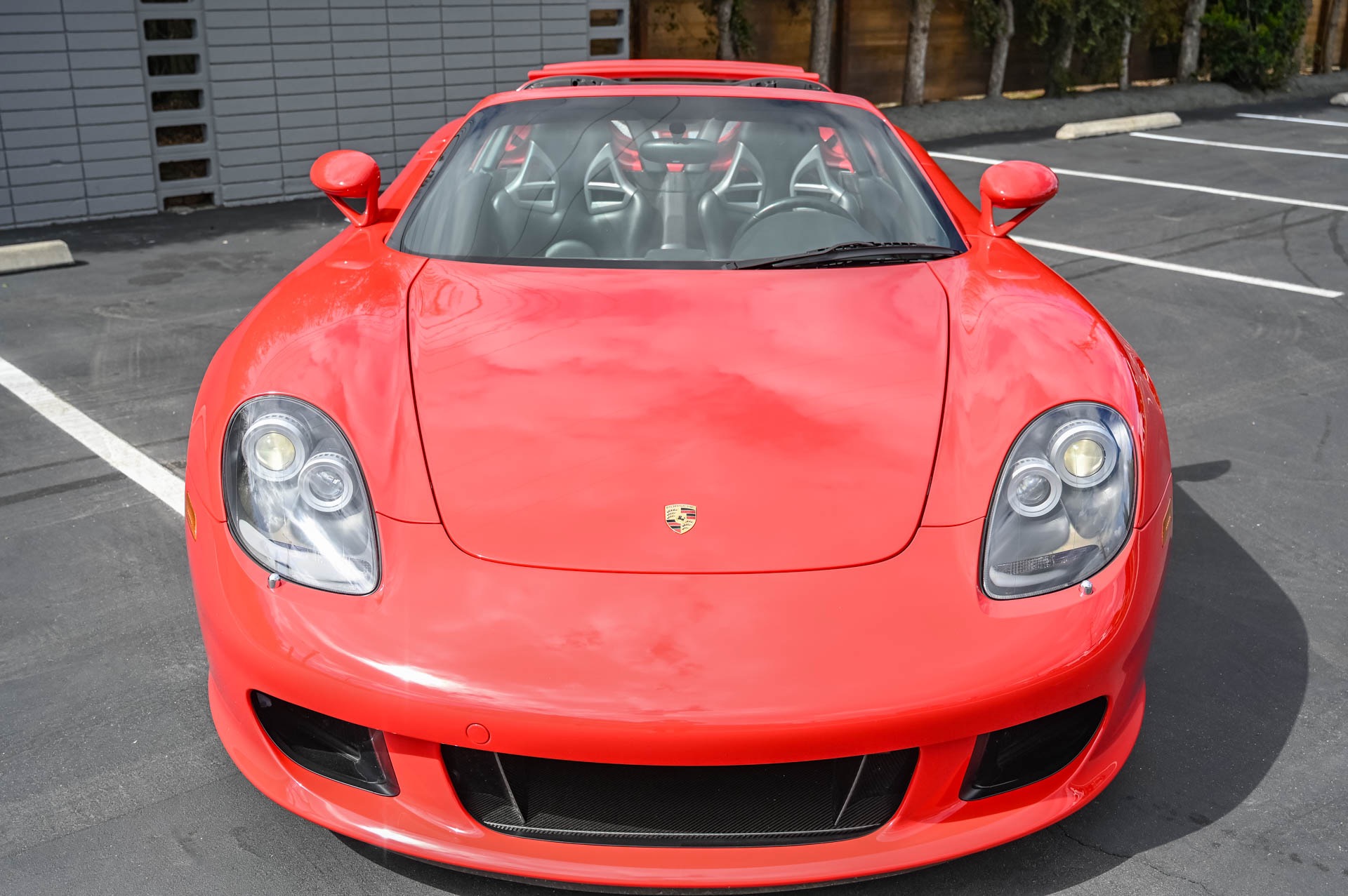 2005 Porsche Carrera GT, 2/18