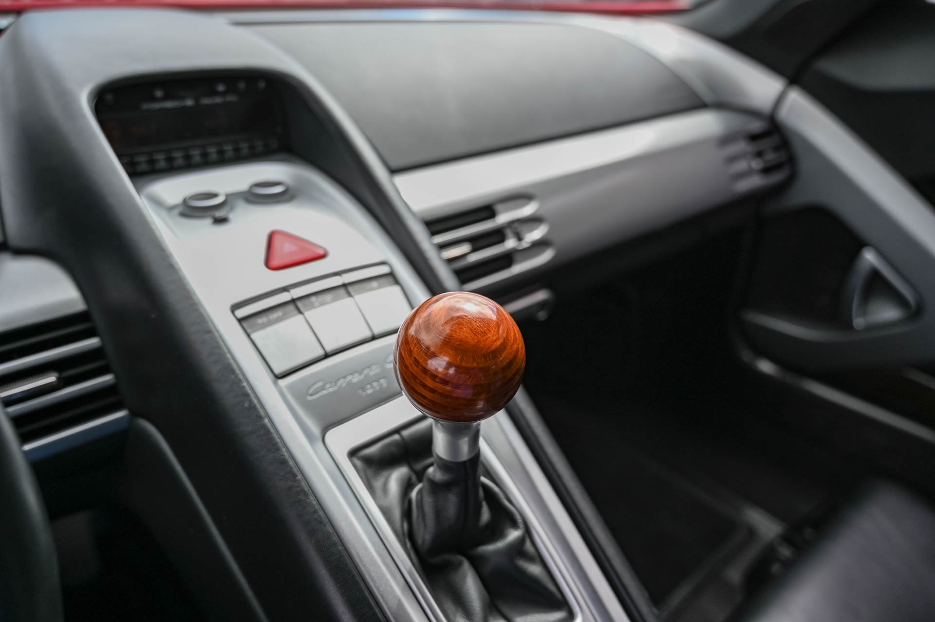 2005 Porsche Carrera GT, 17/18