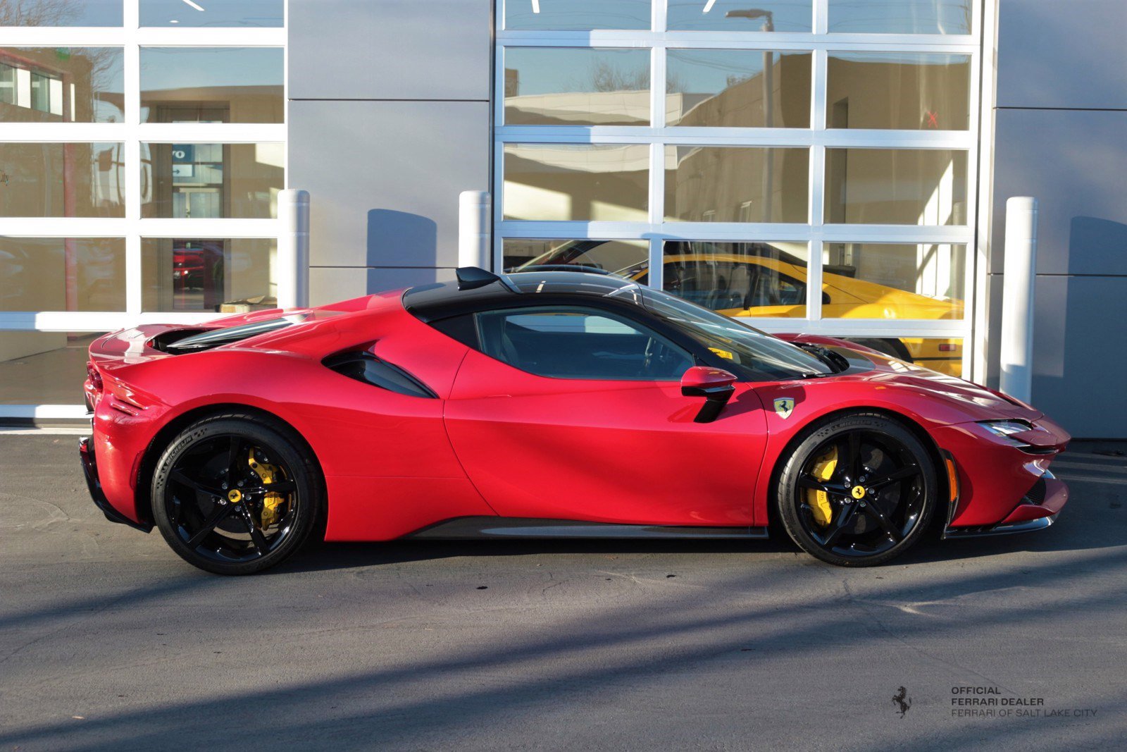 2022 Ferrari SF90 Stradale, 6/19