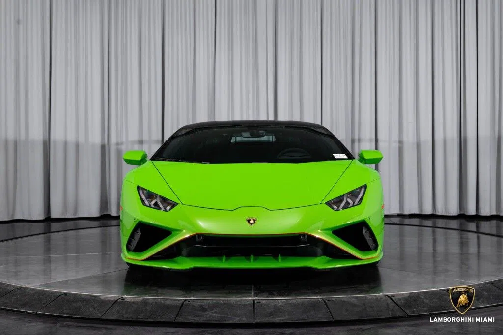 2022 Lamborghini Huracán EVO RWD