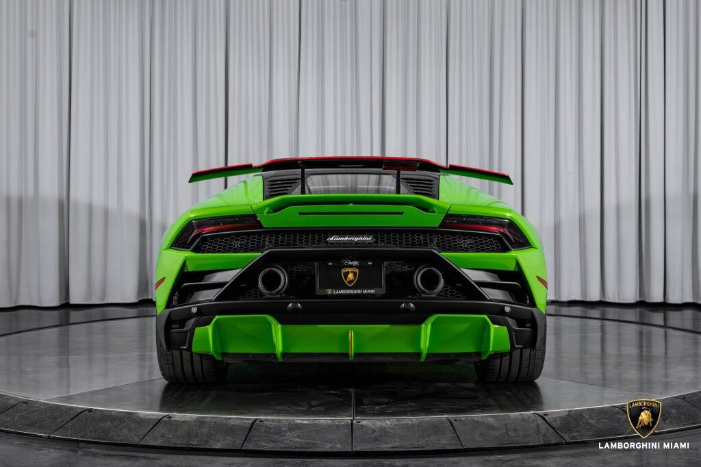 2022 Lamborghini Huracán EVO RWD, 8/19