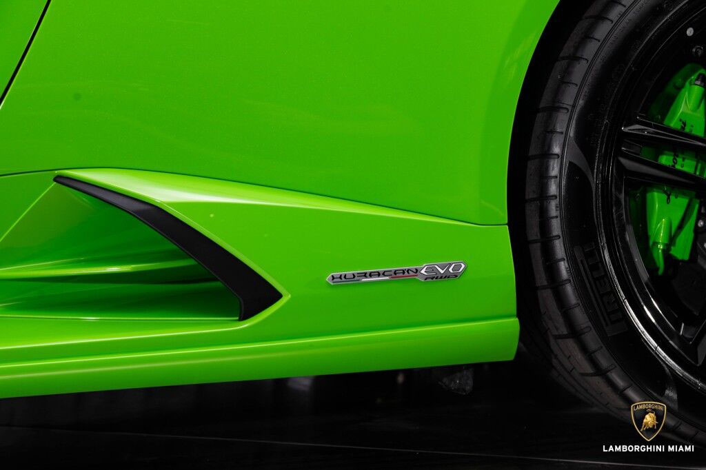 2022 Lamborghini Huracán EVO RWD, 16/19