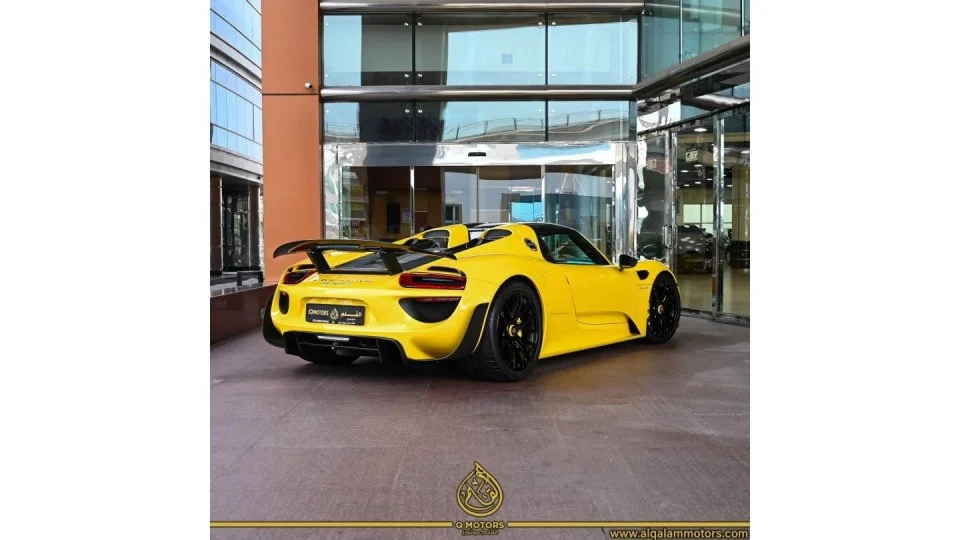 2015 Porsche 918 Spyder, 10/11