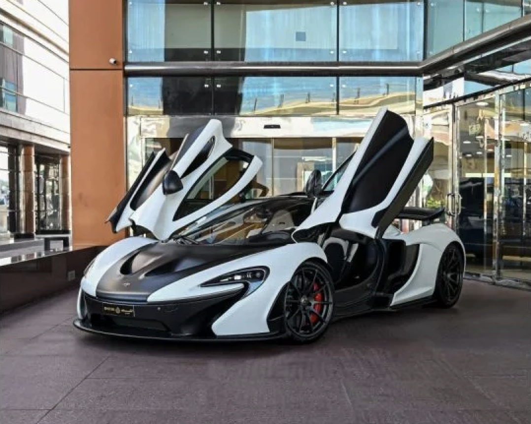 2014 McLaren P1