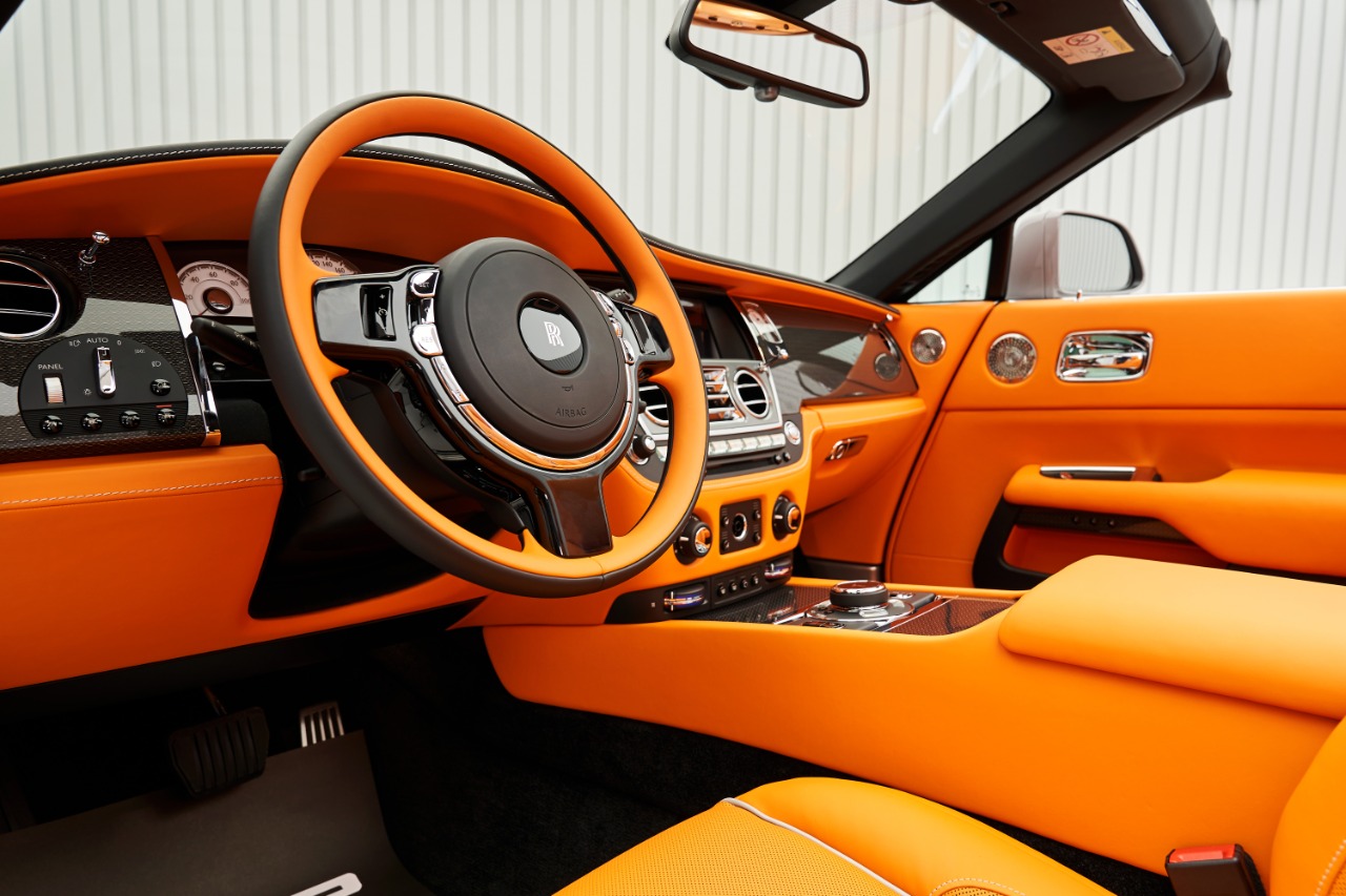 2023 Rolls-Royce Dawn Black Badge, 10/15