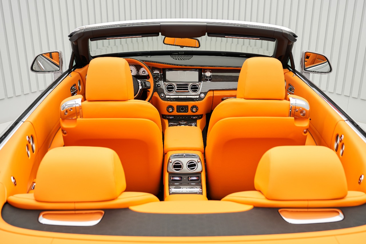 2023 Rolls-Royce Dawn Black Badge, 12/15