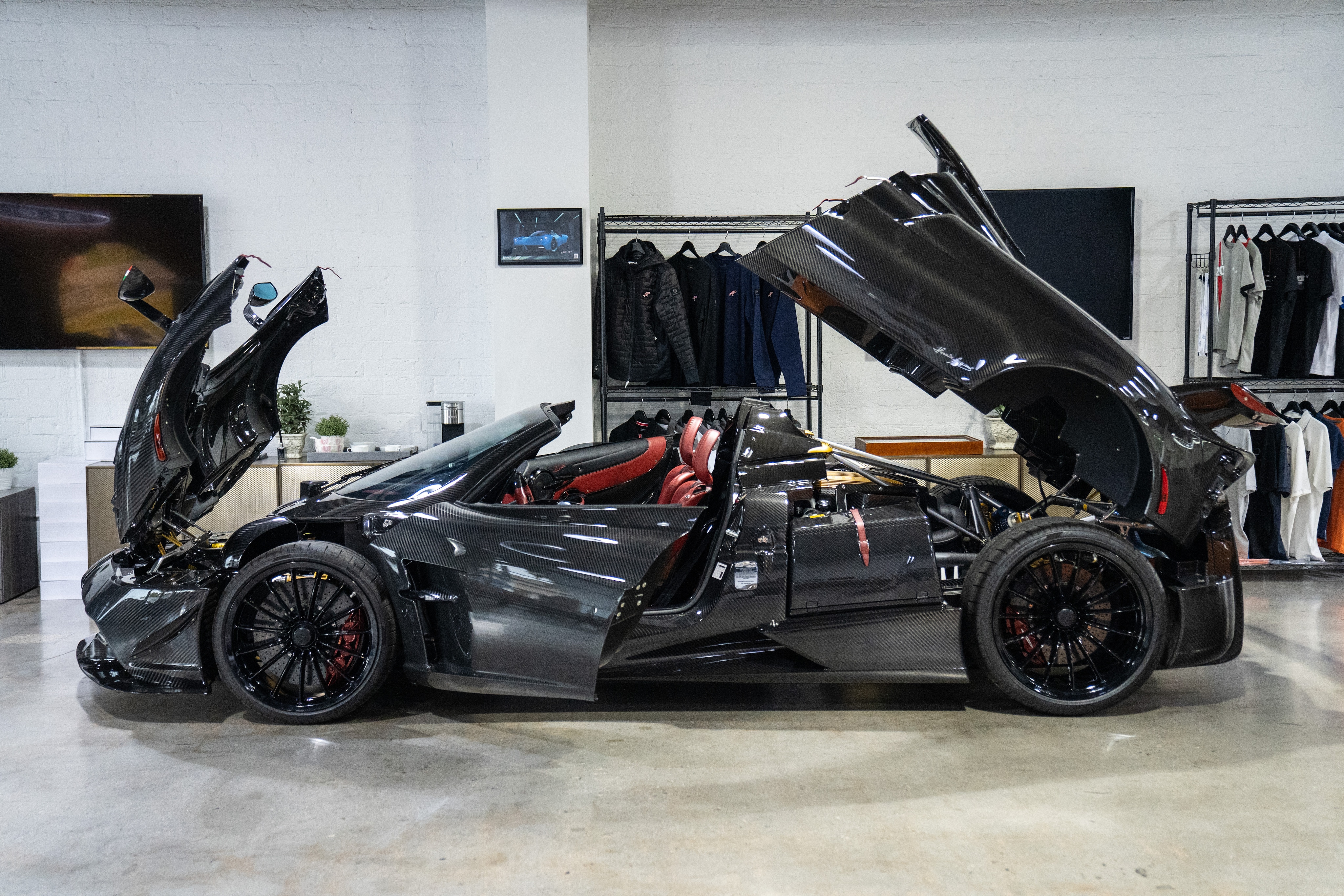 2018 Pagani Huayra Roadster