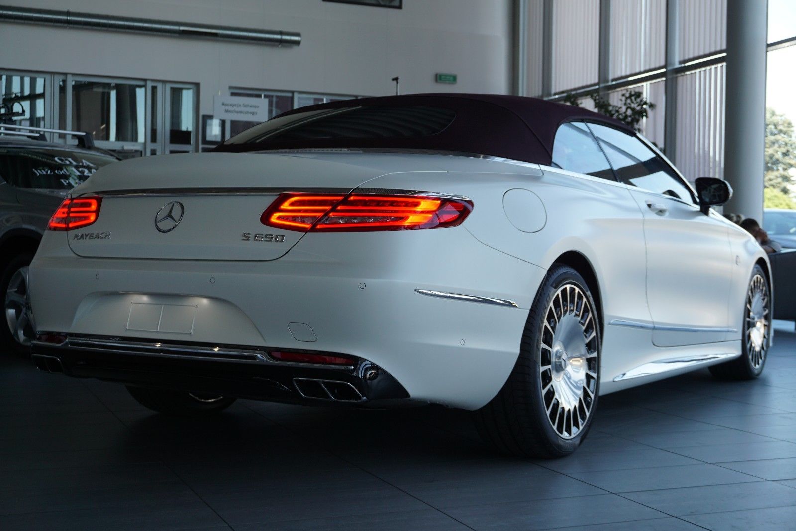 2018 Mercedes-Maybach S 650 Cabriolet 1 of 300, 3/13