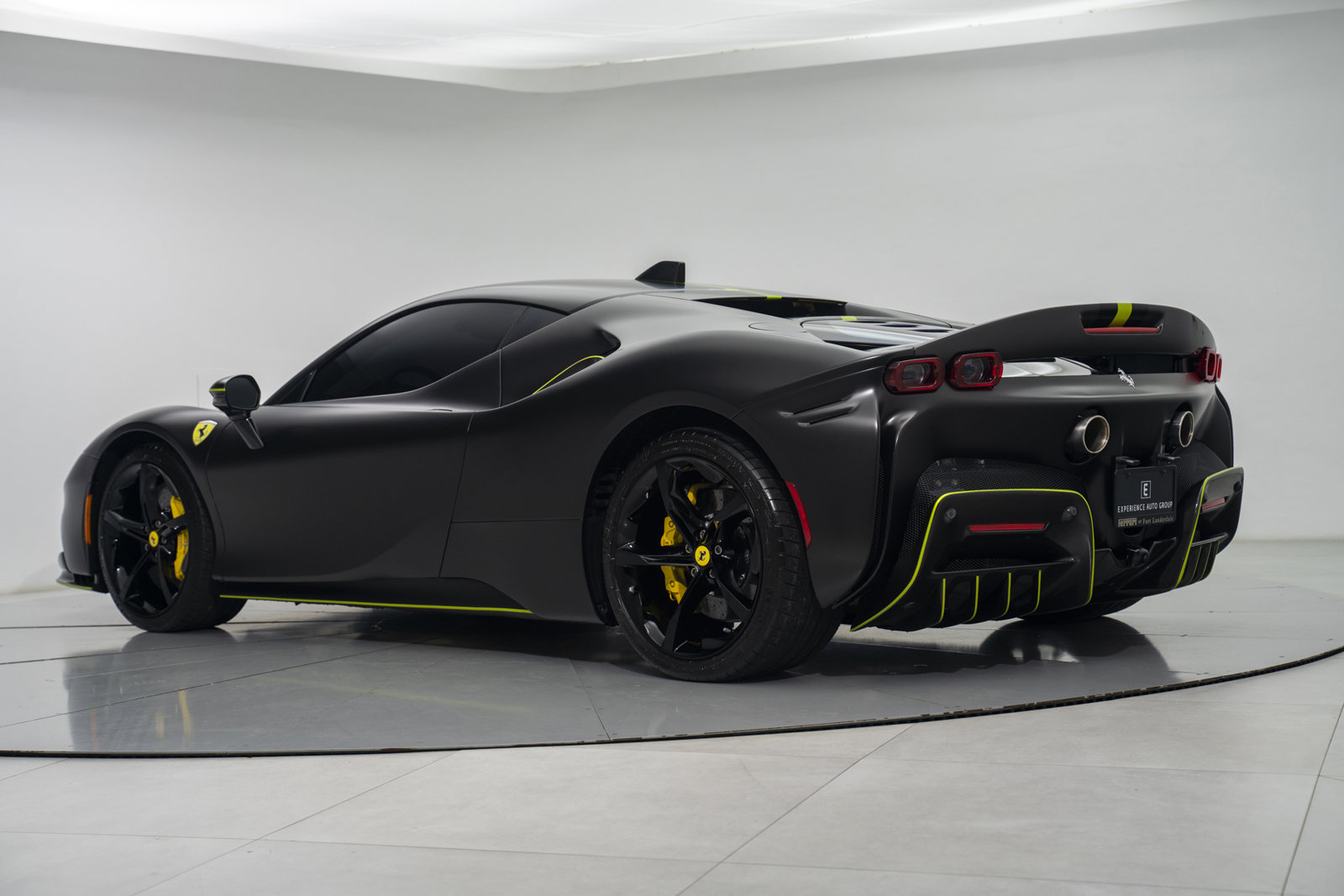 2021 Ferrari SF90 Stradale Assetto Fiorano