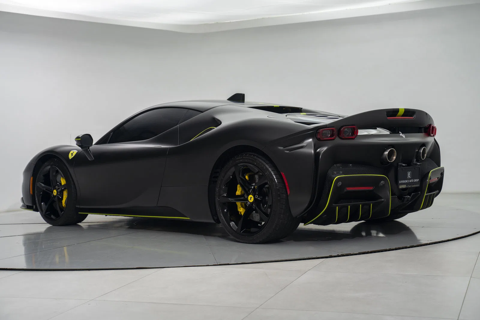 2021 Ferrari SF90 Stradale Assetto Fiorano