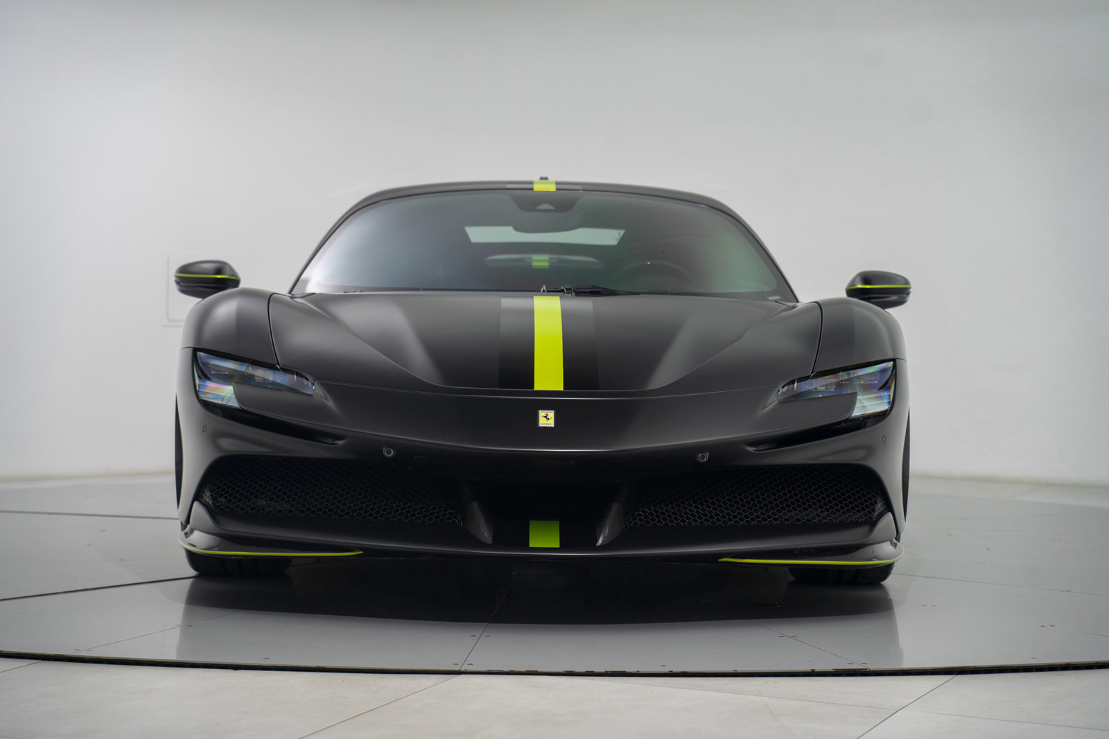 2021 Ferrari SF90 Stradale Assetto Fiorano, 10/19